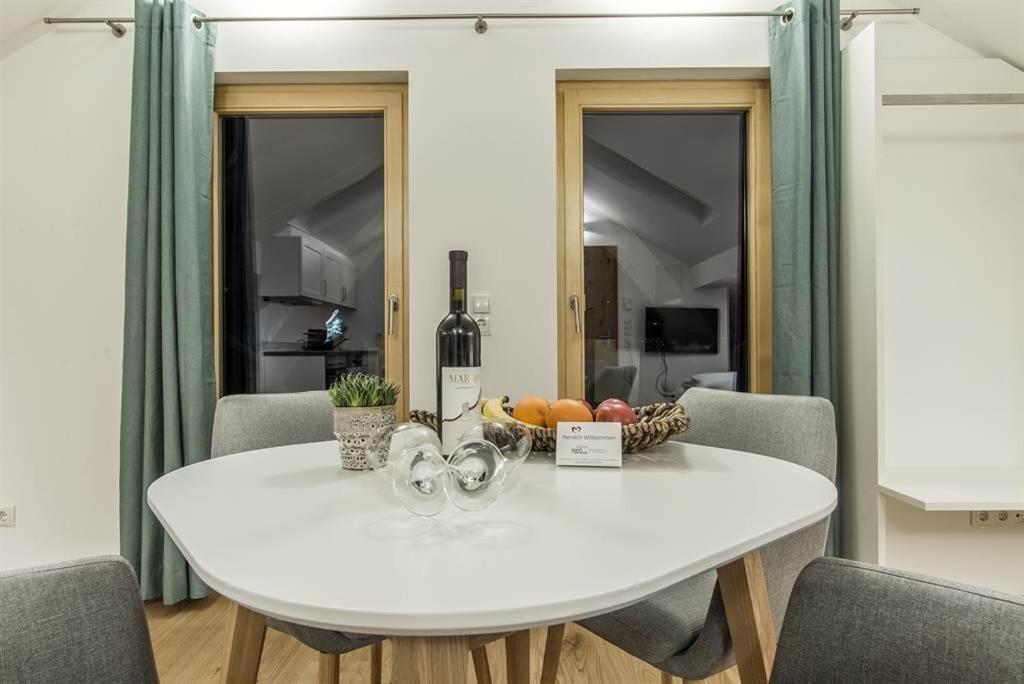 Haus Kapell Apartman Schruns Kültér fotó