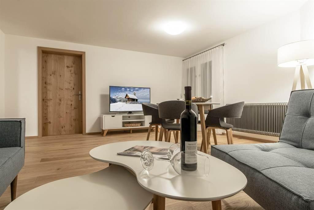 Haus Kapell Apartman Schruns Kültér fotó