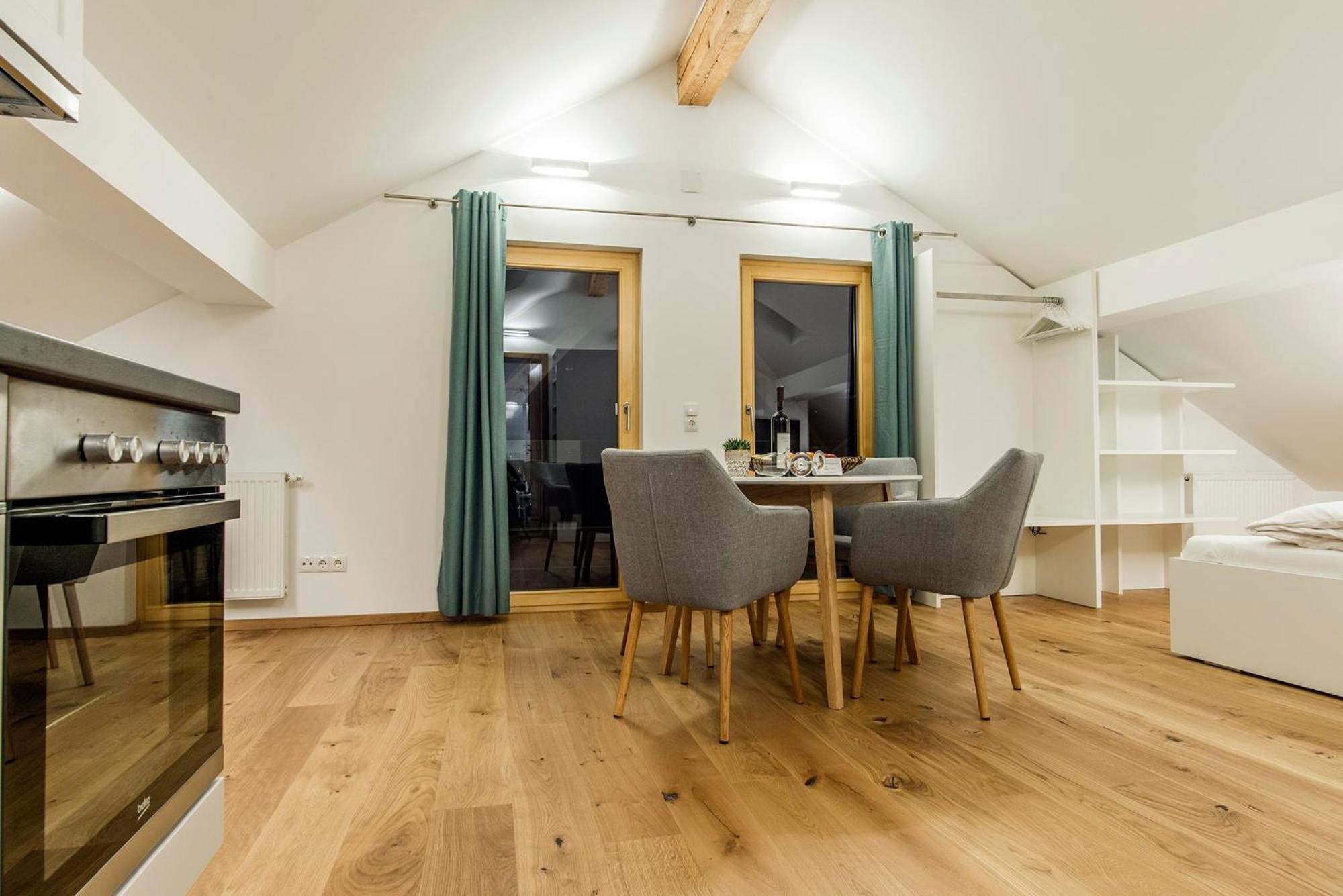 Haus Kapell Apartman Schruns Kültér fotó